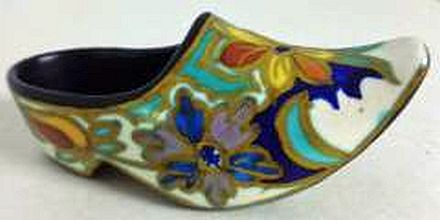 Gouda pottery clog