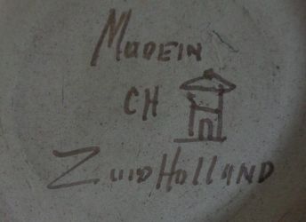 Gouda pottery cigar holder mark