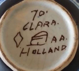 Gouda pottery decor Clara mark