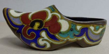 Gouda pottery clog decor Madea