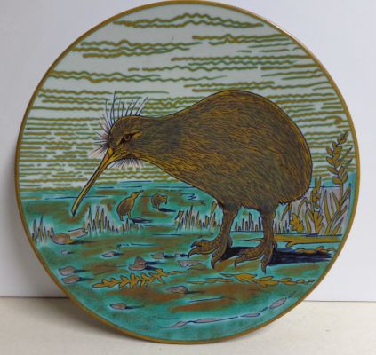 Gouda pottery Kiwi bird.