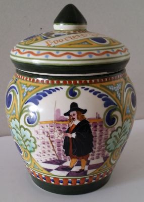 Ivora Gouda pottery pot