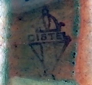 De Distel pottery heeled clog mark